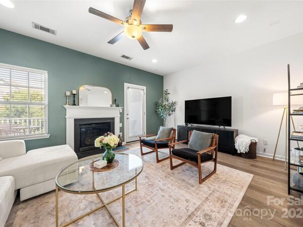 85 Sycamore Street, 48201 Silver City