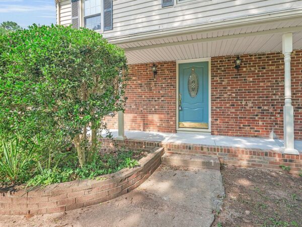 57 Lilac Lane, 29481 Lead Town