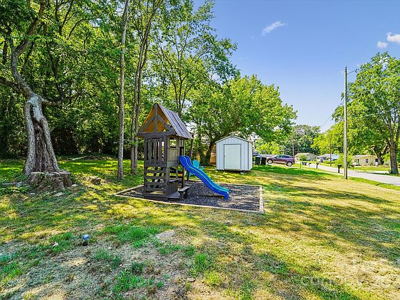 47 Redwood, 58201 Rhodium Town
