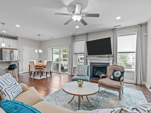 23 Rosewood, 75829 Silver Town