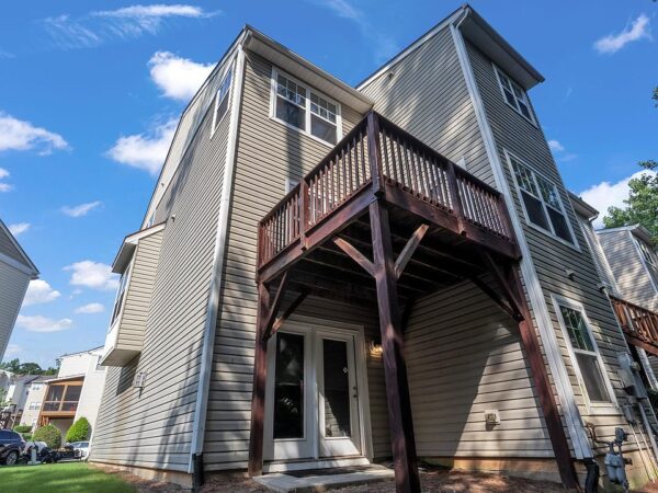 84 Violet Street, 72931 Vanadium City