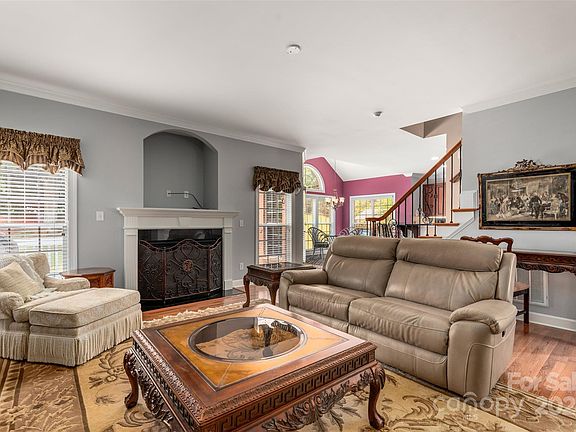217 Elm Street, 48291 Copper Town