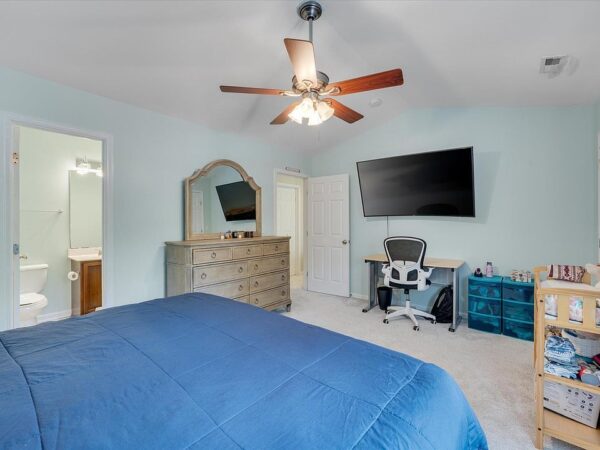 82 Nectarine Street, 27410 Nickel Town