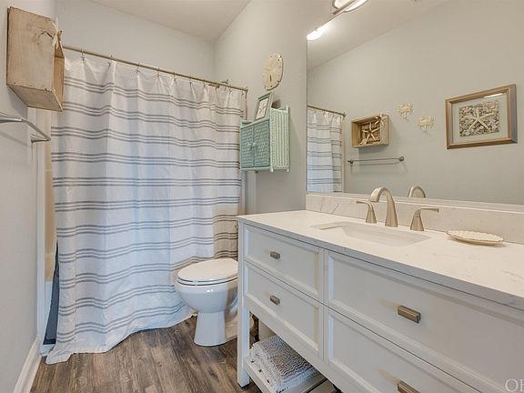 45 Rosewood, 78901 Ruby Town