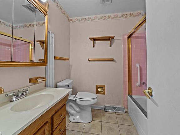 131 Fir Lane, 47829 Iron Town