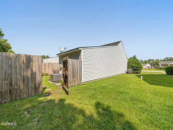 52 Pine Street, 72634 Platinum City