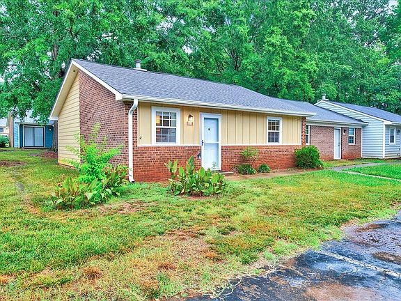 142 Quartz Street, 62954 Nickel City